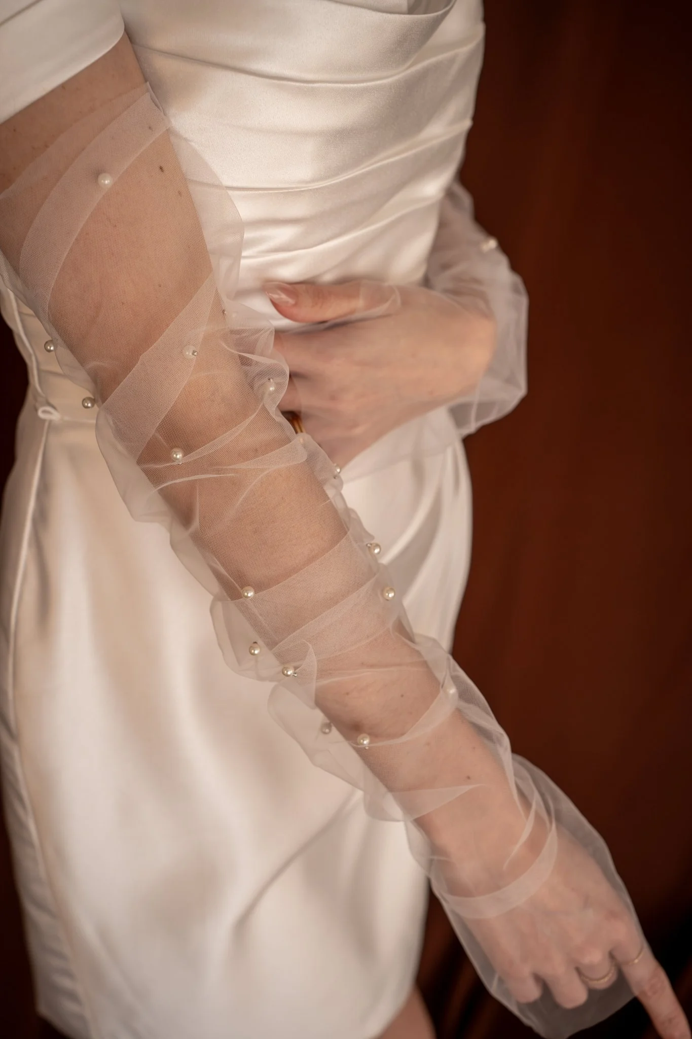 Elodie | Pearl Elbow Length Fingered Gloves - Image 4