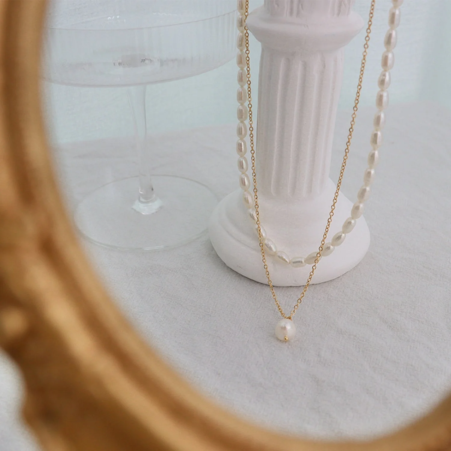 Isabella | Pearl and Gold Chain Necklace - Image 4