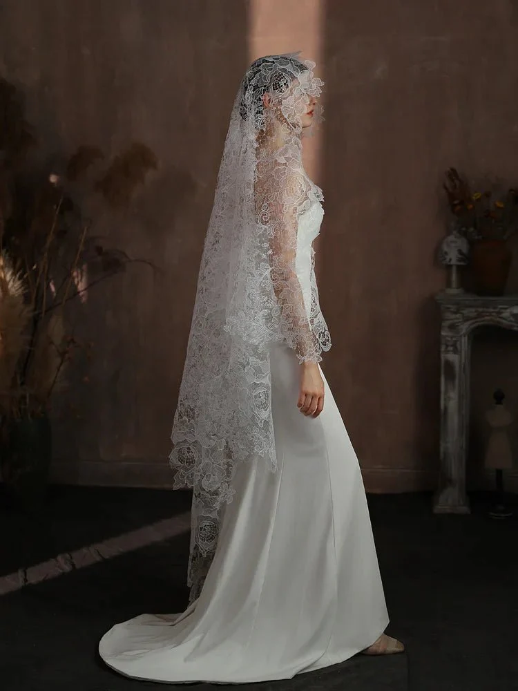 Liana | Full Lace Veil - Image 7
