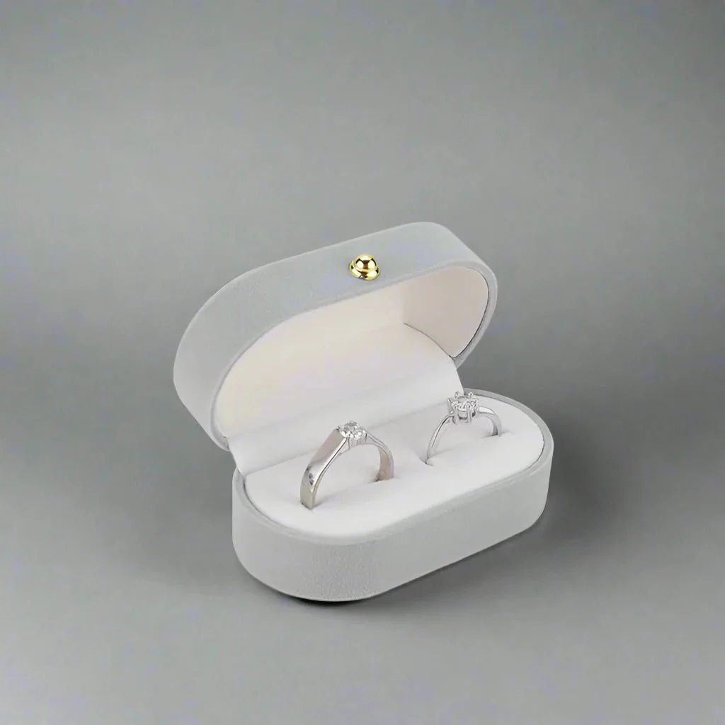 Velvet Ring Box - Image 3