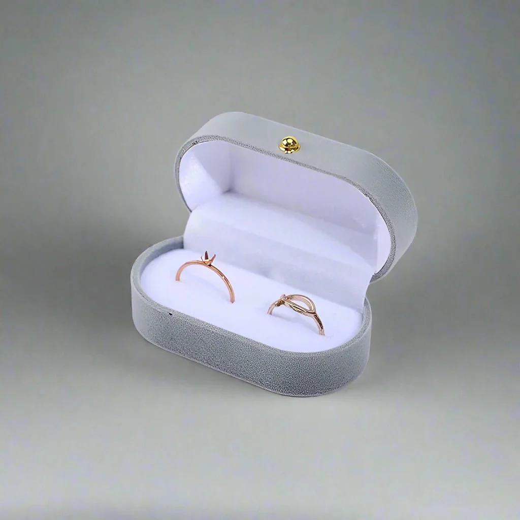 Velvet Ring Box - Image 4