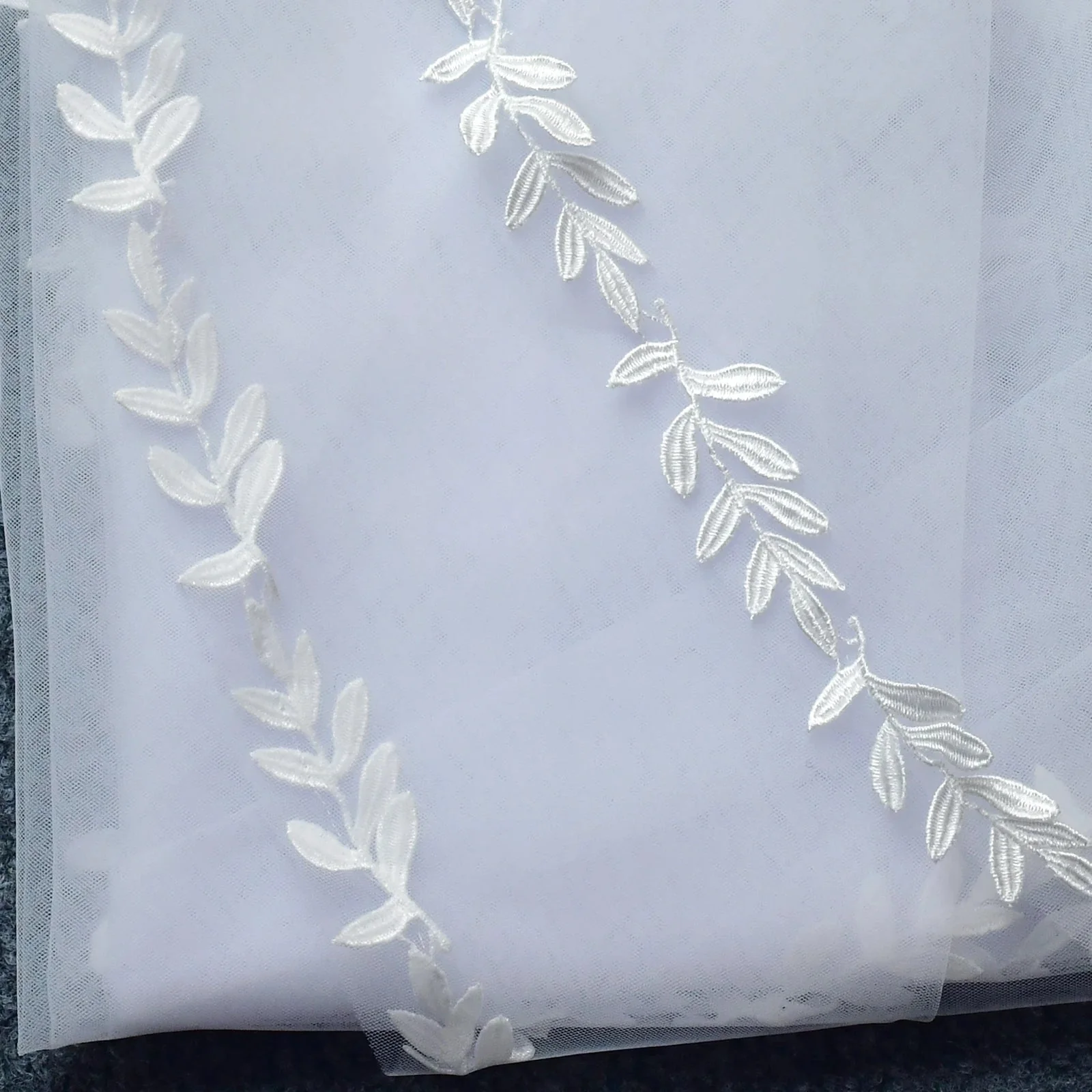 Willow | Leaf Edge Veil - Image 7